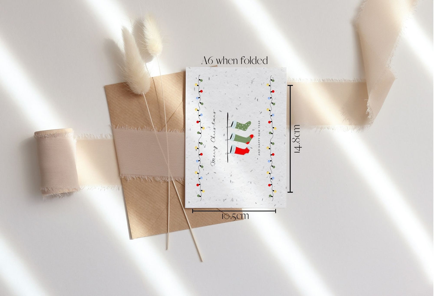 Plantable Seed Christmas Card, Biodegradable seed paper, Eco Friendly Gift, Bee friendly gift, eco Christmas card, Festive greeting card