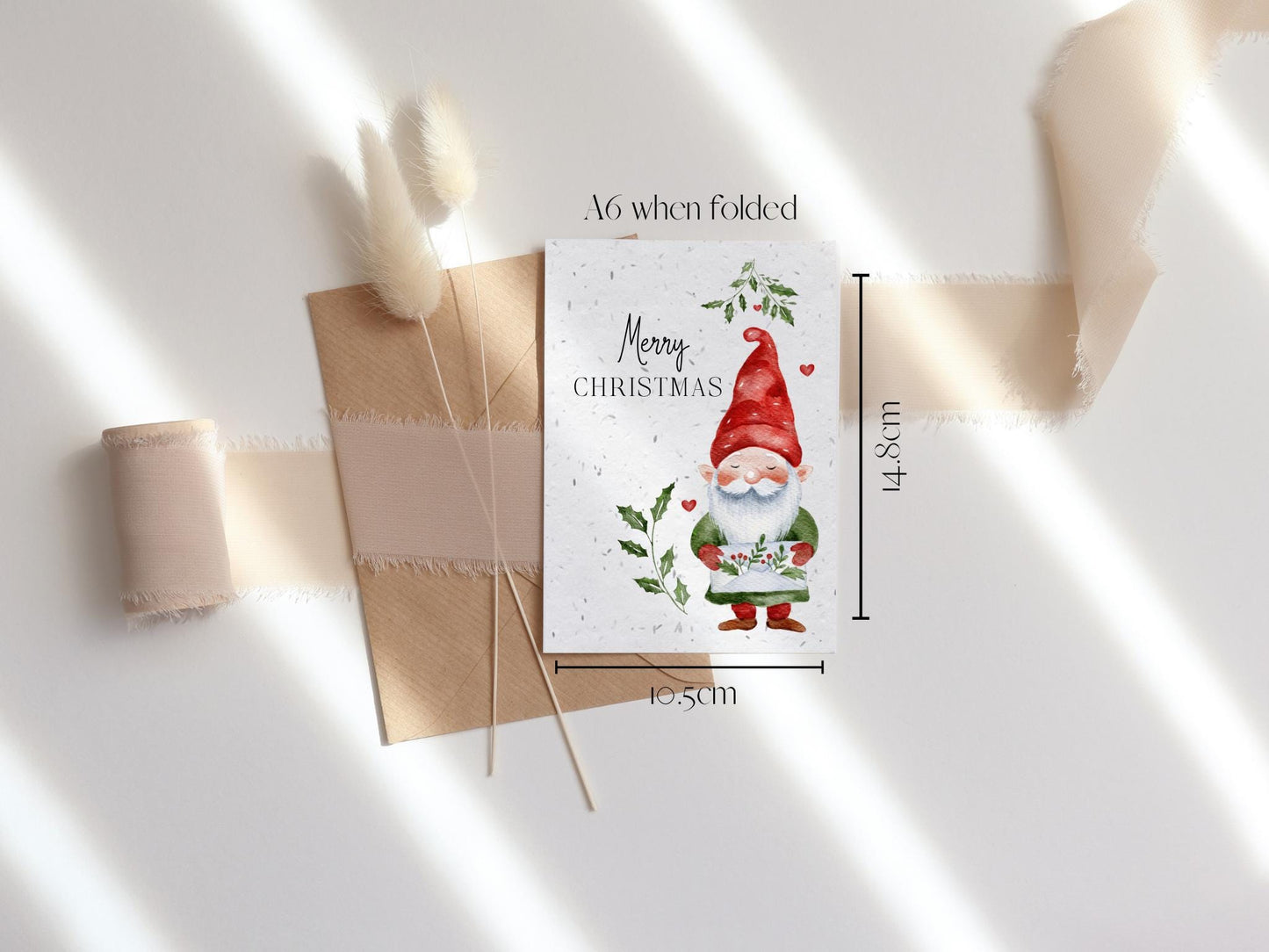 Plantable Seed Christmas Card, Biodegradable seed paper, Eco Friendly Gift, Bee friendly gift, eco Christmas card, Festive greeting card