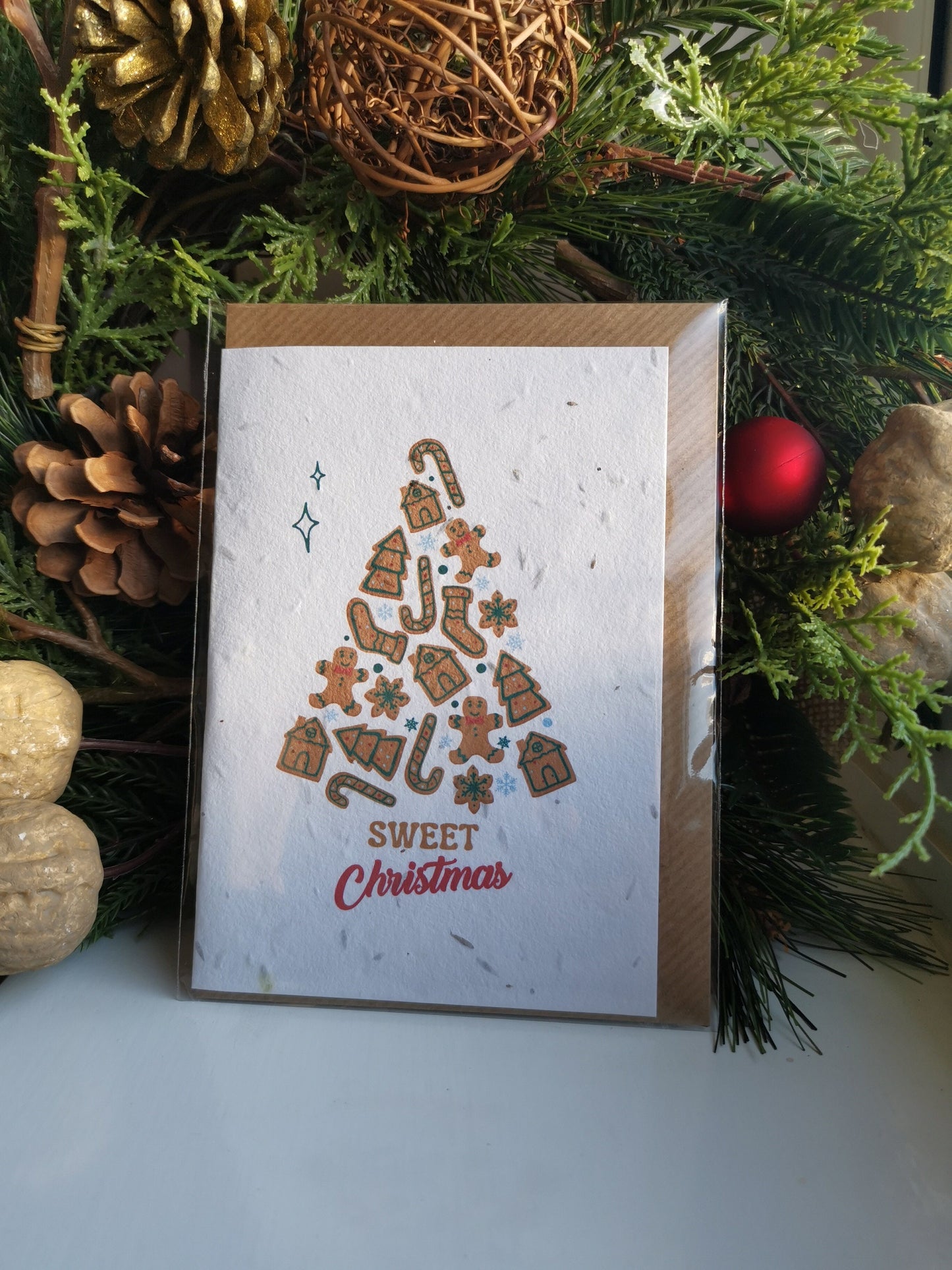 Plantable Seed Christmas Card, Biodegradable seed paper, Eco Friendly Gift, Bee friendly gift, eco Christmas card, Festive greeting card